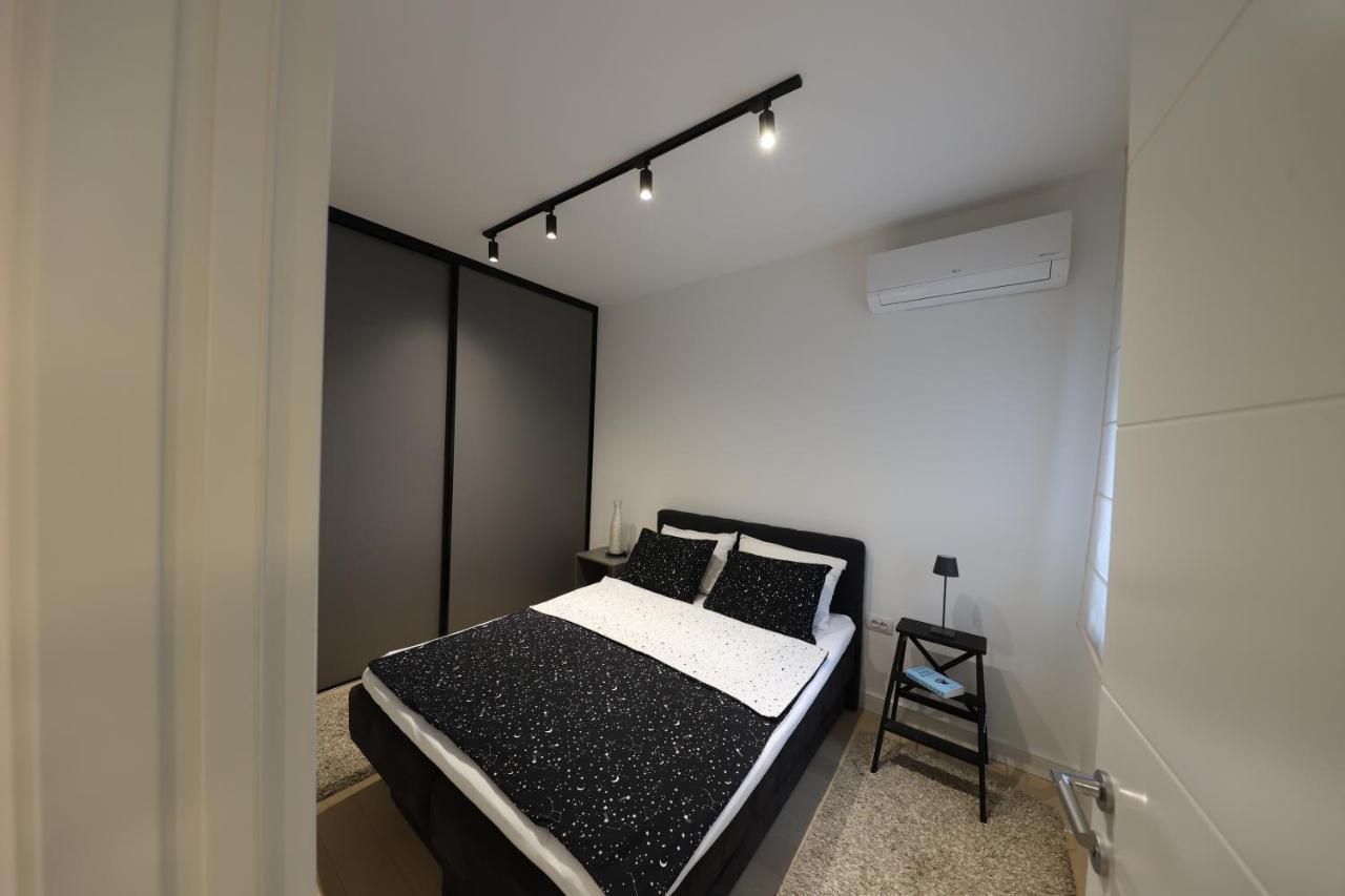 Modern Apartment In The Heart Of Belgrad Dış mekan fotoğraf
