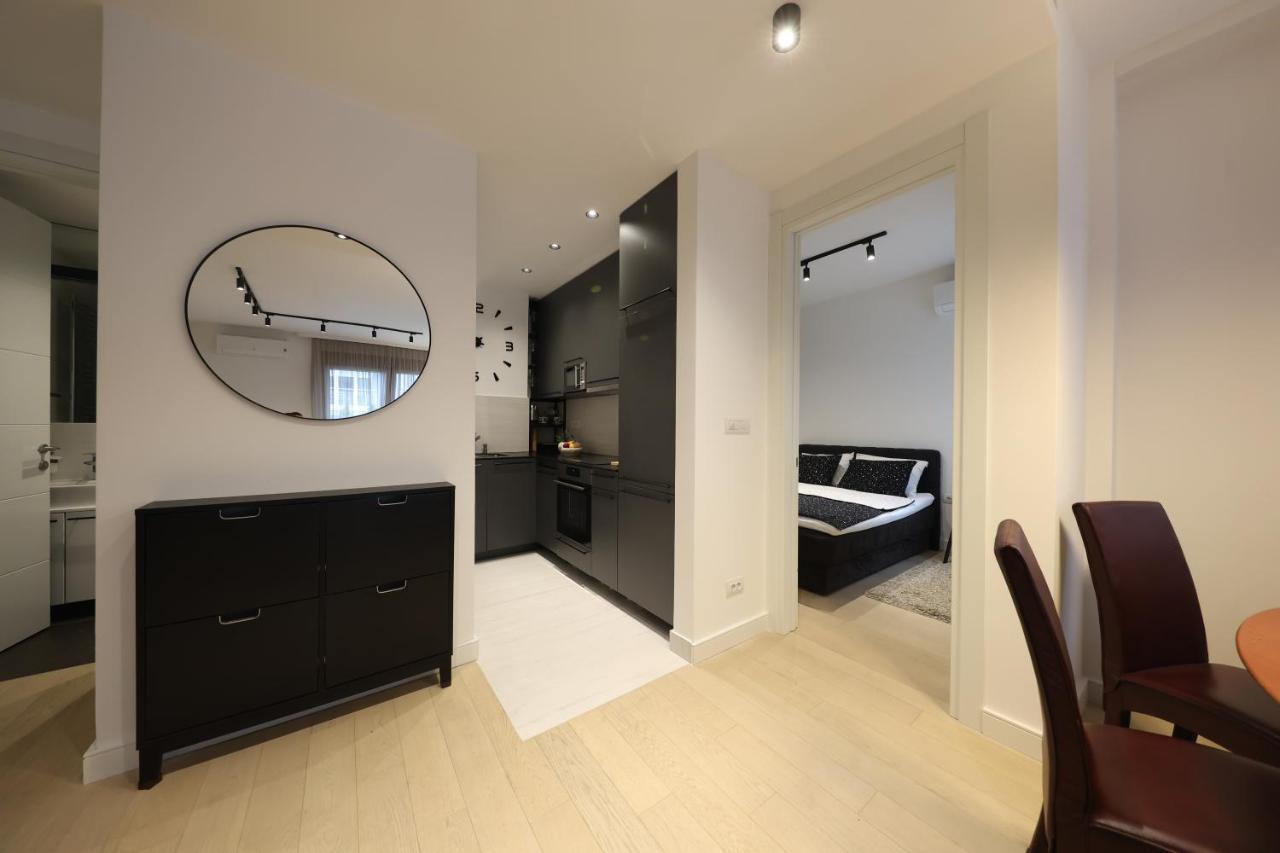 Modern Apartment In The Heart Of Belgrad Dış mekan fotoğraf