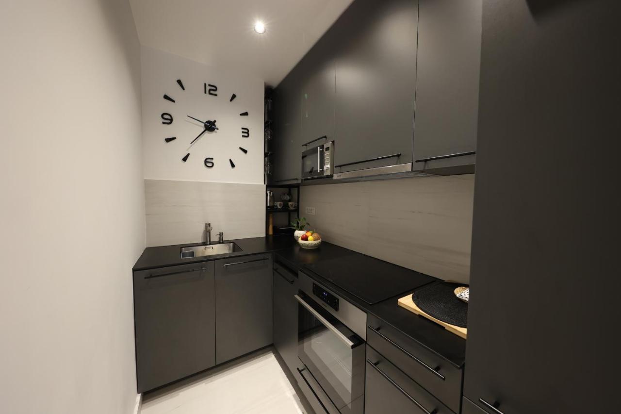Modern Apartment In The Heart Of Belgrad Dış mekan fotoğraf