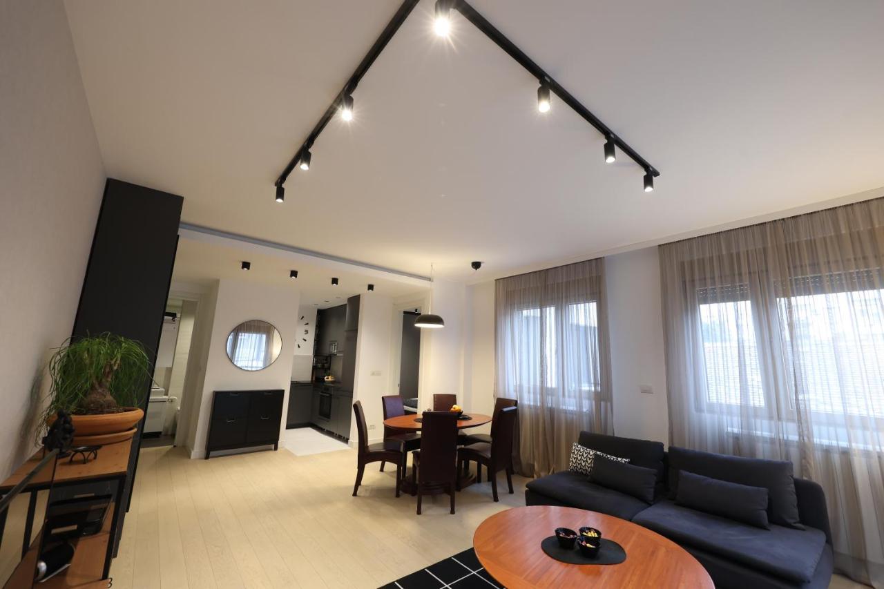 Modern Apartment In The Heart Of Belgrad Dış mekan fotoğraf